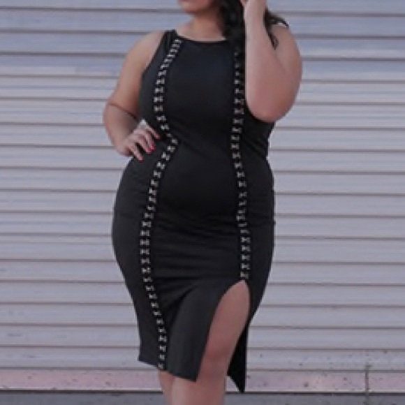 Plus Size Hook Eye Dress - Picture 1 of 1
